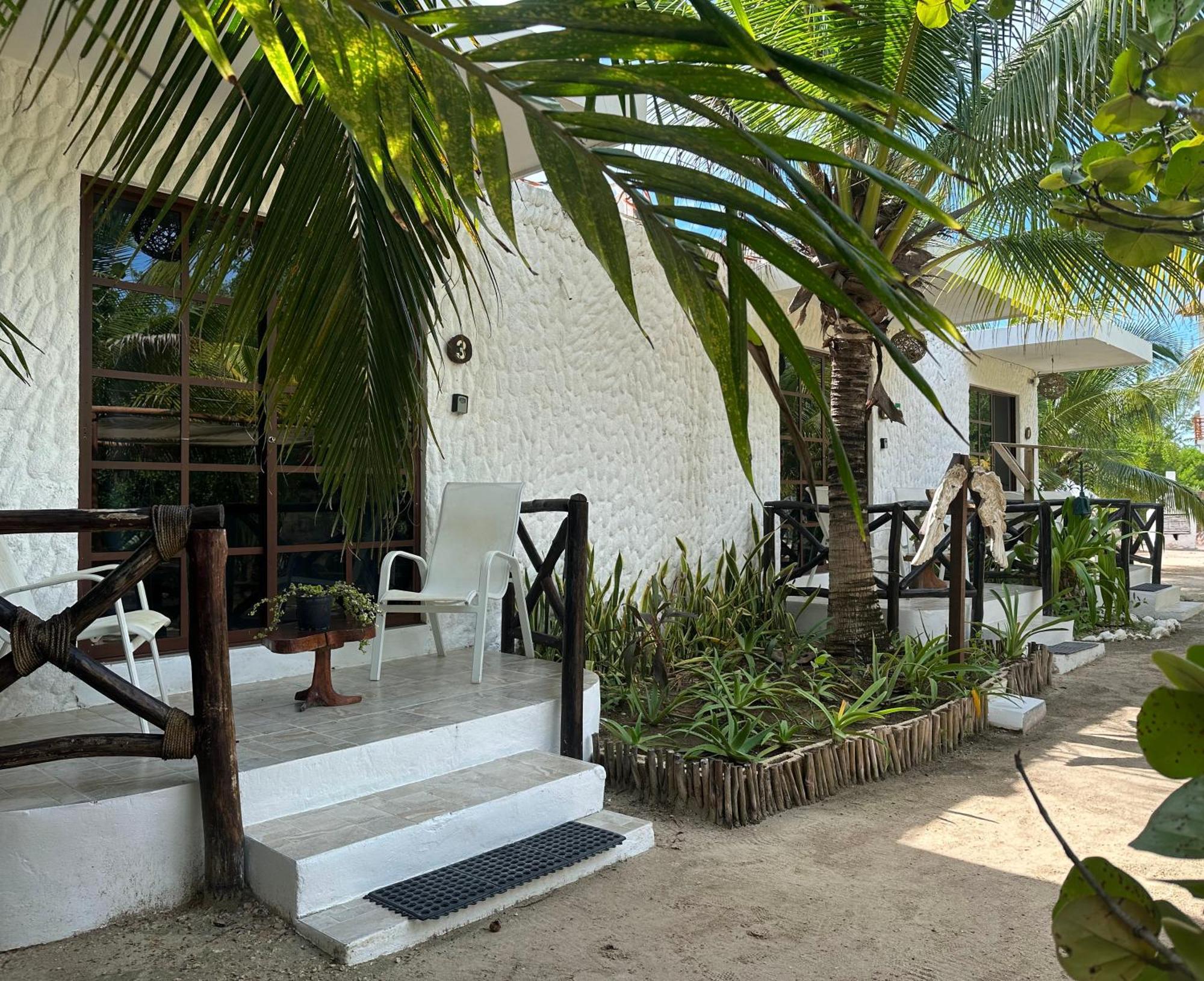 Sirenas Caribbean Rooms Holbox Exterior photo