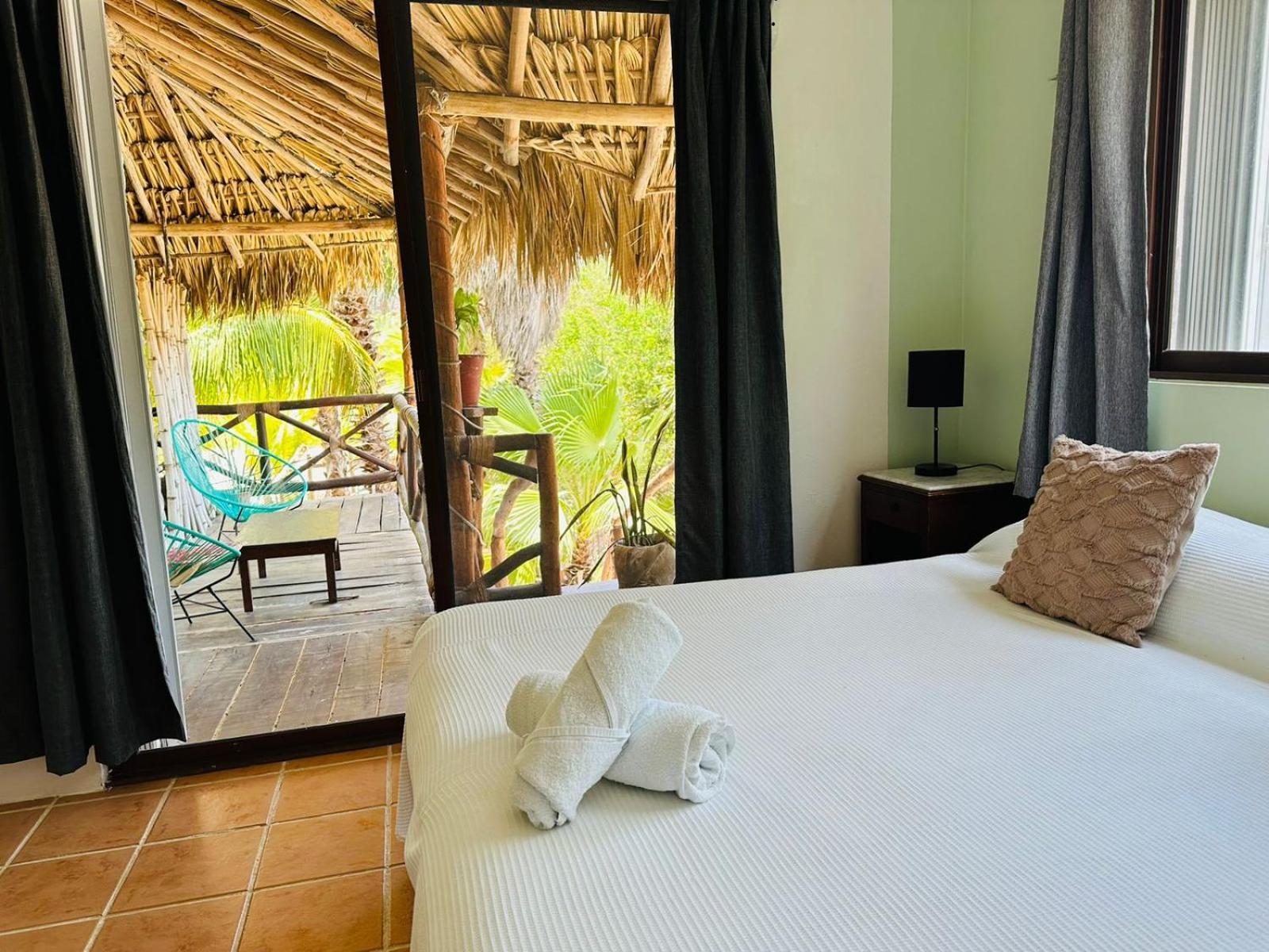 Sirenas Caribbean Rooms Holbox Exterior photo